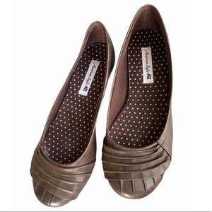 American Eagle Ballet Flat 6 Bronze Rubber Sole